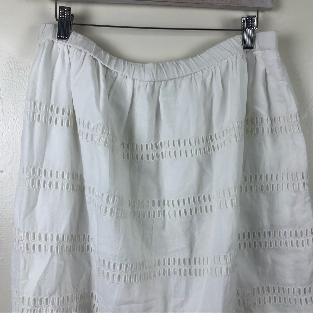 ✨Gap Boho Chic White Skirt✨ - Picture 3 of 5